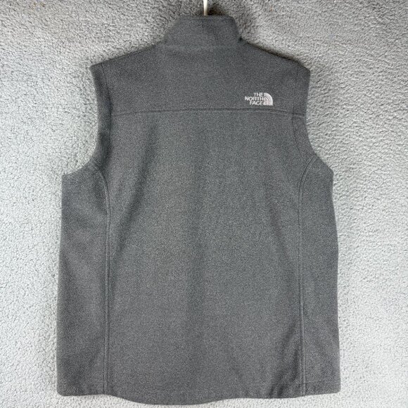 The North Face Men’s Gray Zip Up Vest Size Large Outdoor Zippered Pockets - Picture 2 of 10